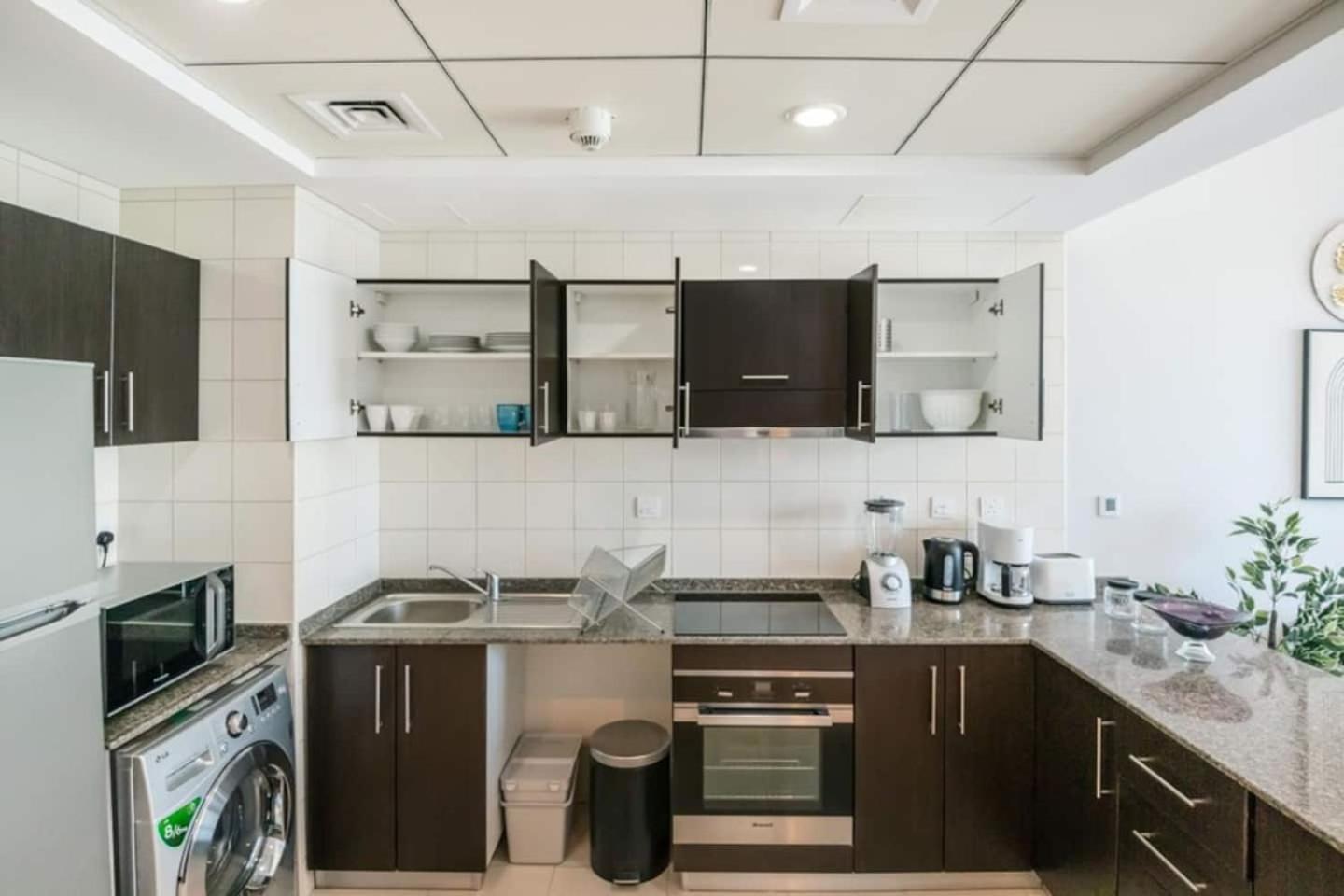 Luxurious 1 Bedroom Apartment In The Dubai Marina! Dış mekan fotoğraf