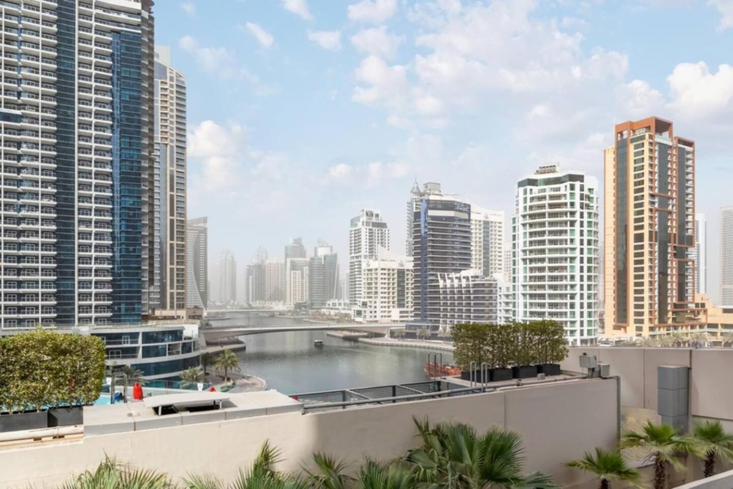 Luxurious 1 Bedroom Apartment In The Dubai Marina! Dış mekan fotoğraf